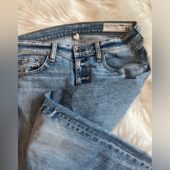 Rag & bone size 26  jean and capri. - Picture 2 of 4